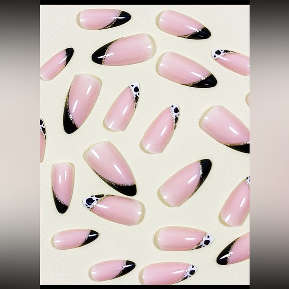 24pcs Long Almond Black and White Print Press On Nail Set❤️ - Picture 3 of 7